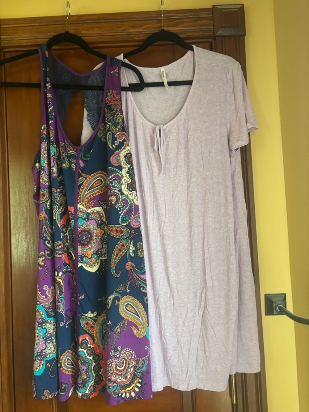 Bundle of 2 Nightgowns